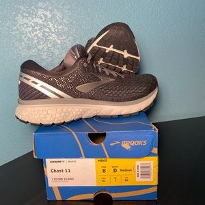 Brooks M Ghost 11